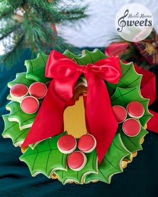 Holly Wreath Party Platter 