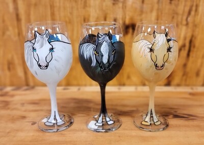 Black Horse Wine Glass