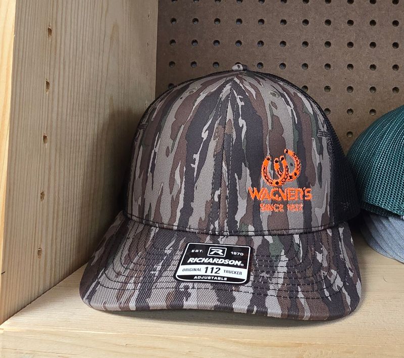Horseshoe &quot;W&quot; Trucker Cap Camo
