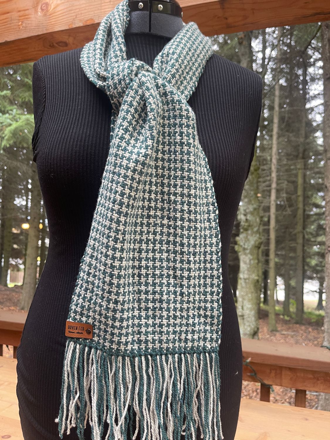 Spruce Houndstooth