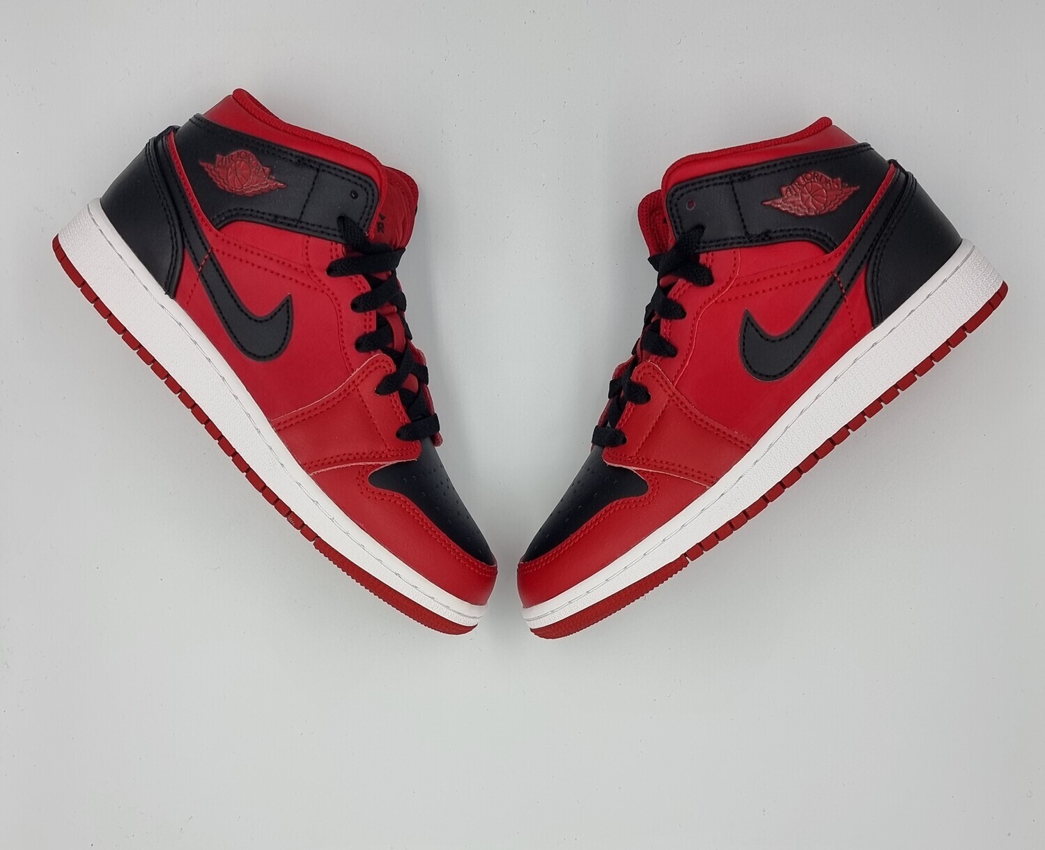 nike jordan 1 mid reverse bred (2021) (GS)