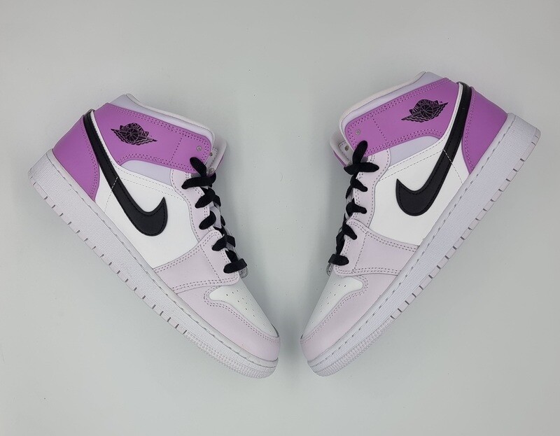 nike jordan 1 mid barely grape (gs)