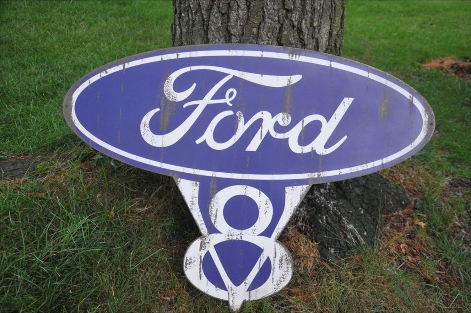 Ford vintage looking sign
