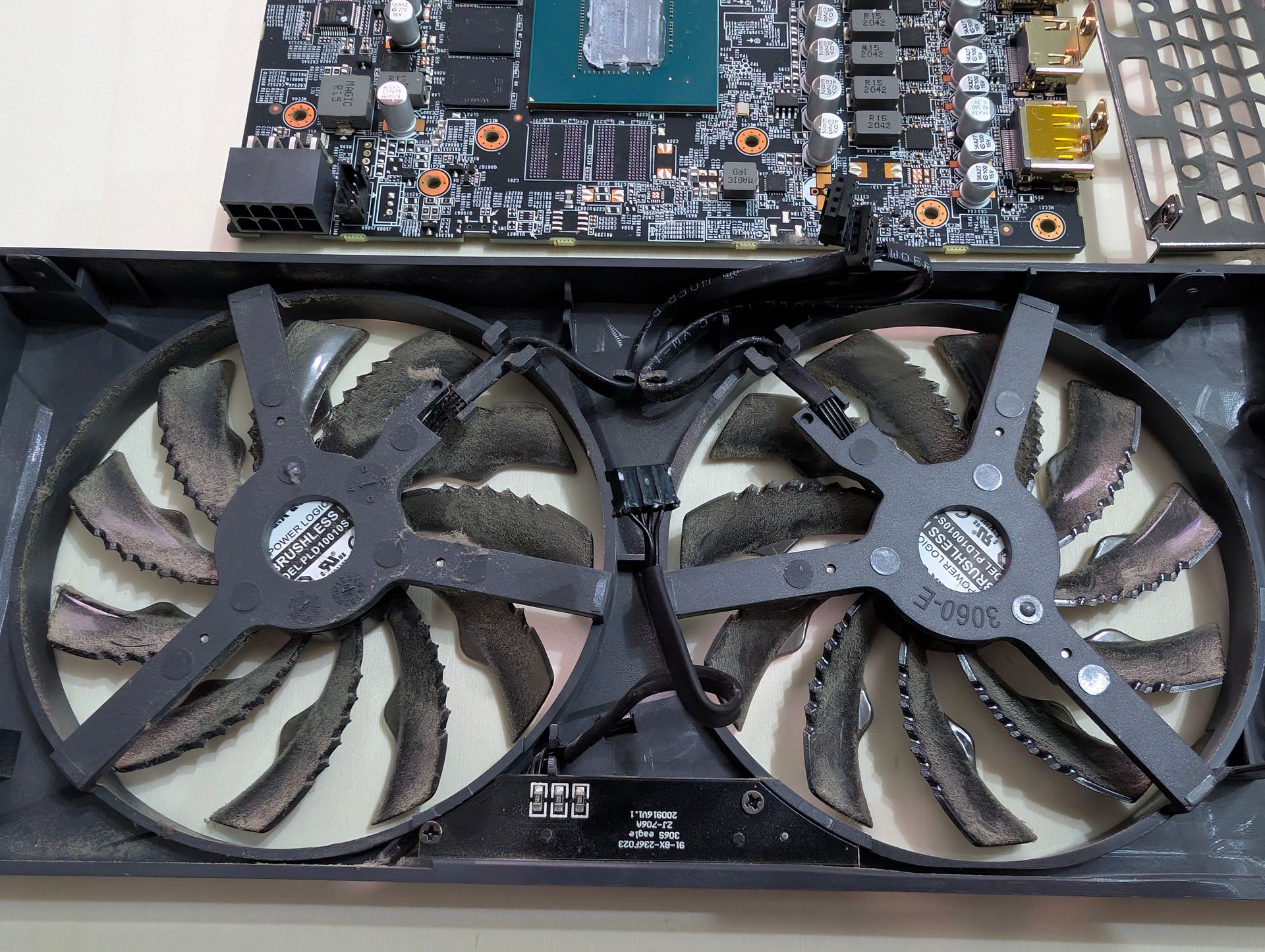 Grafikkarten Reinigung inkl. neuer Paste und Pads