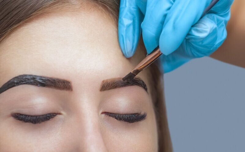 Henna brows