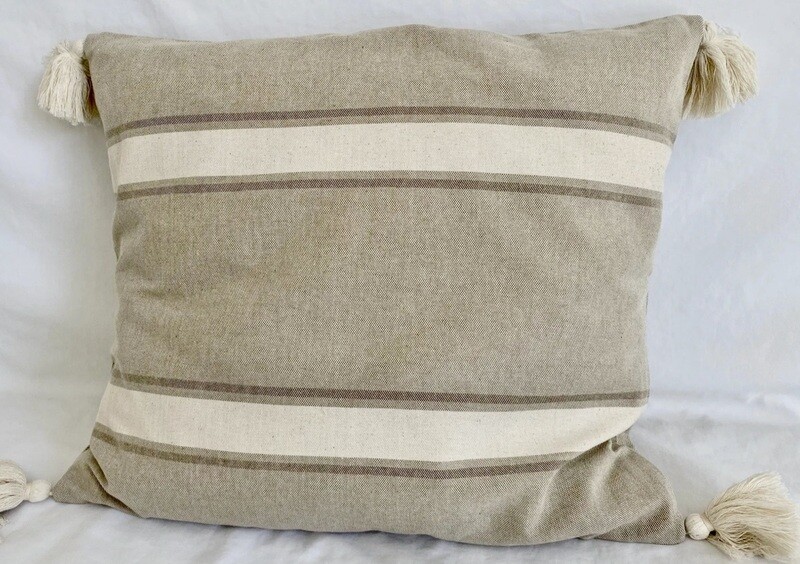 Dekokissen &quot;Provence&quot; mit Quasten Off-white