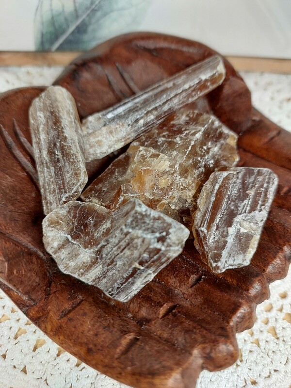 Amber Raw Pieces
