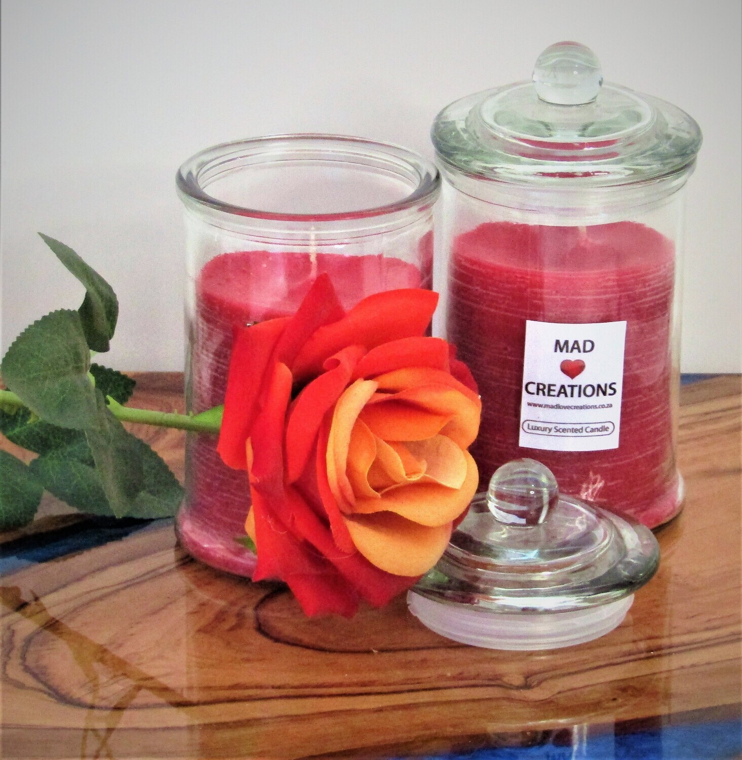 Medium Neptune Glass Candle Infused with CBD Oil - Charlotte Cherry