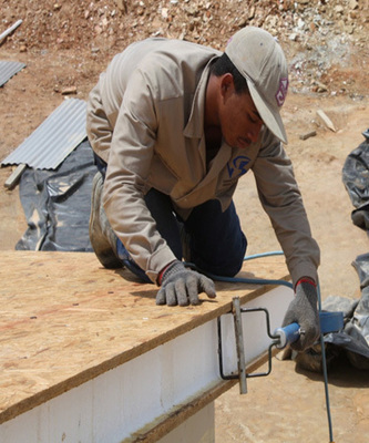 11 1/4" Foam Scoop - Hot Iron