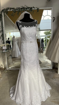 Brautkleid in Weiß in Gr. 36