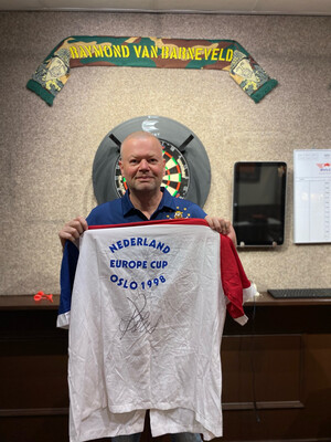 Match Worn Raymond Van Barneveld Europecup 1998 Oslo (2/2) + Coa