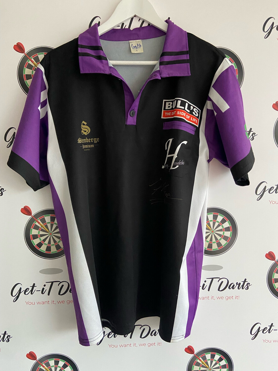 Jerry Hendriks match used shirt vs Phil Taylor