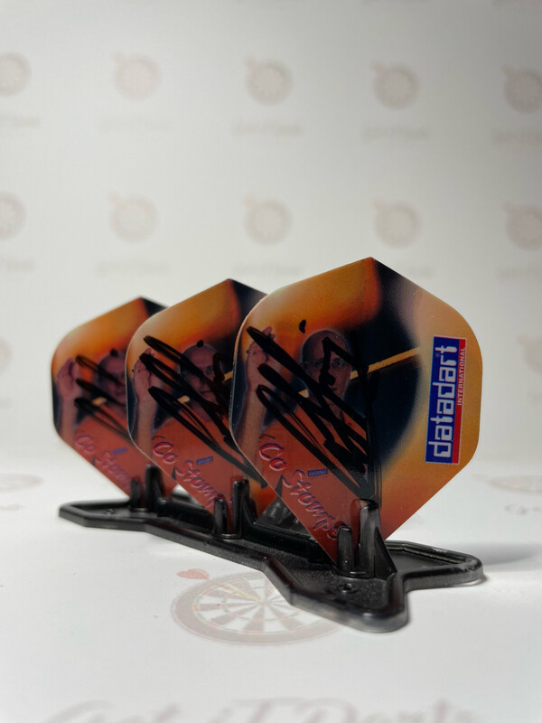 Co Stompe signed flights Datadart