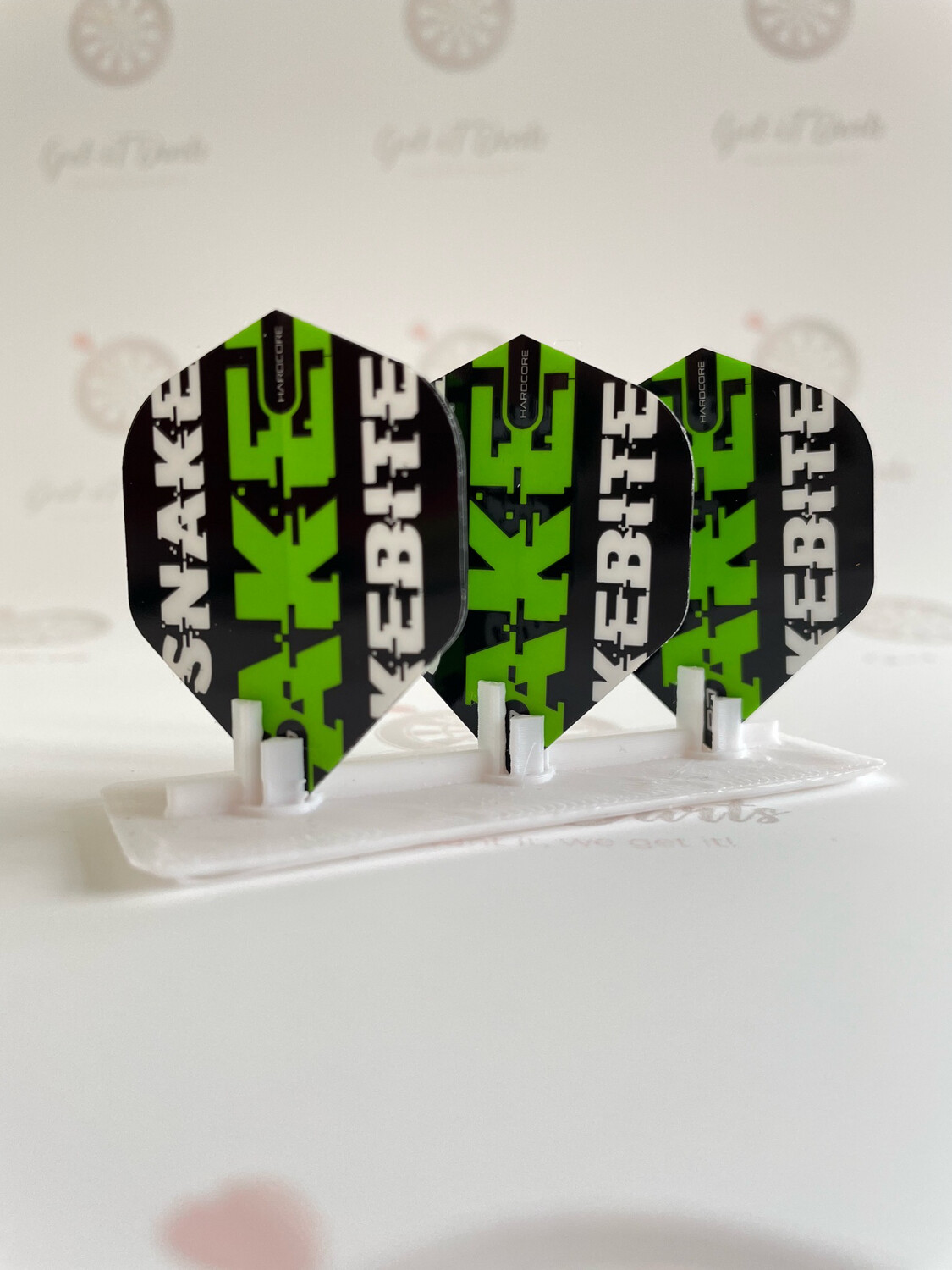 Flights Peter Wright Snakebite green
