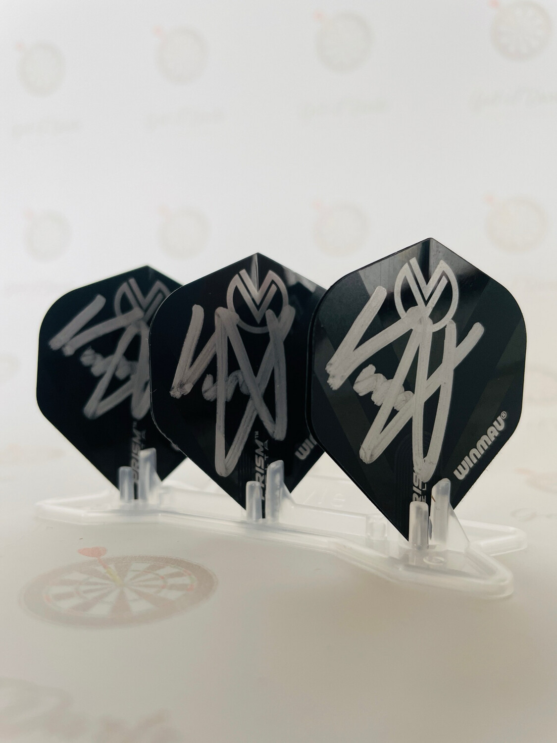 Vincent van der Voort Winmau Flights Signed