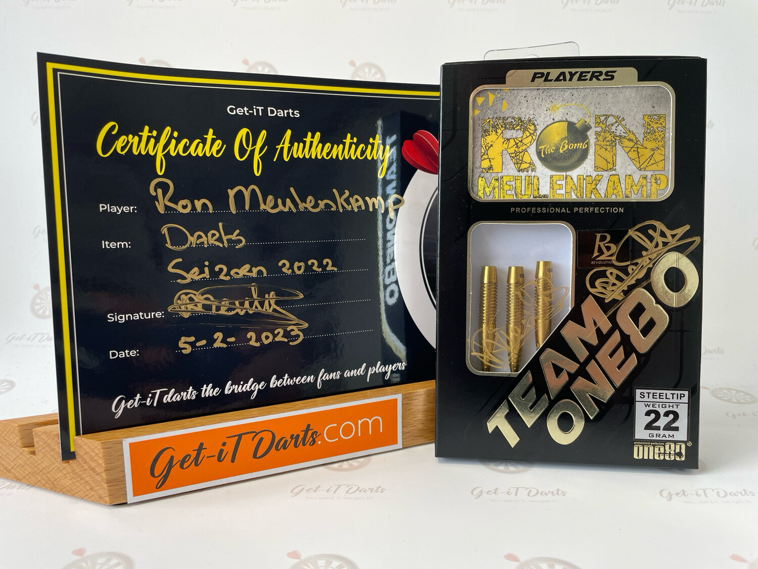 Match used darts By Ron Meulenkamp