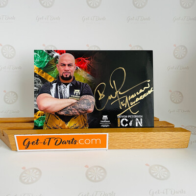 Signed card Devon Petersen