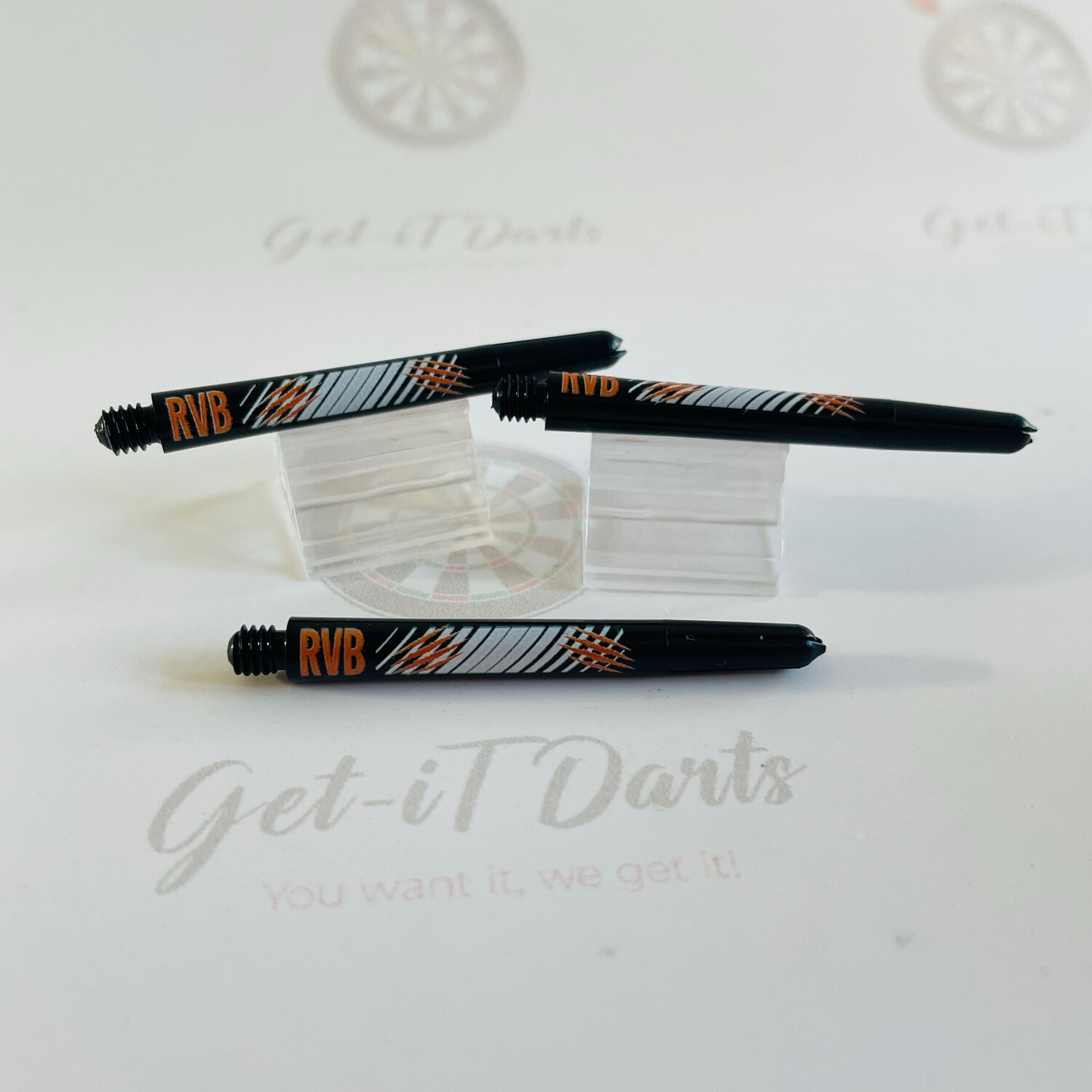 Target Raymond van Barneveld Shafts Black Medium 48mm