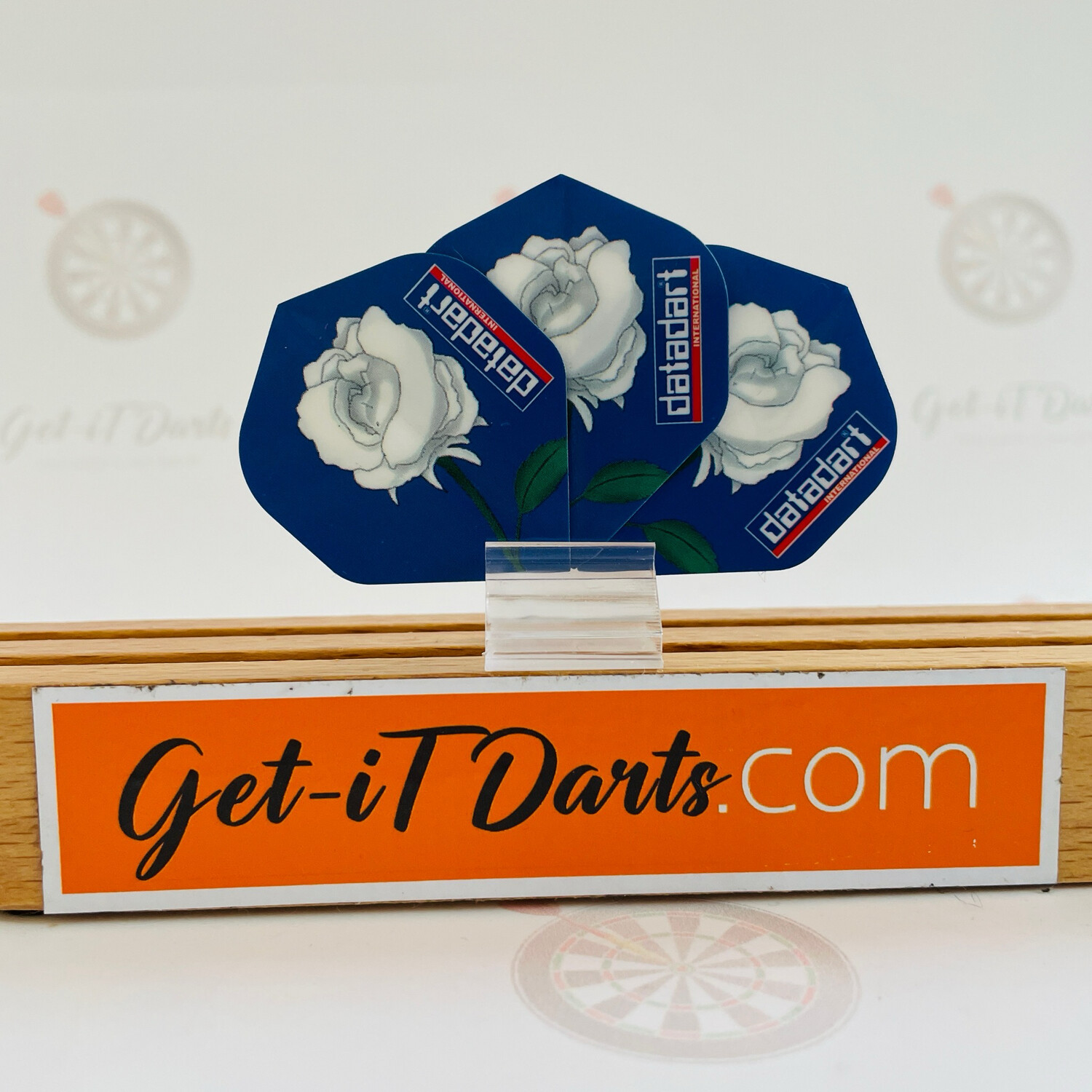 Datadart Flights white roses