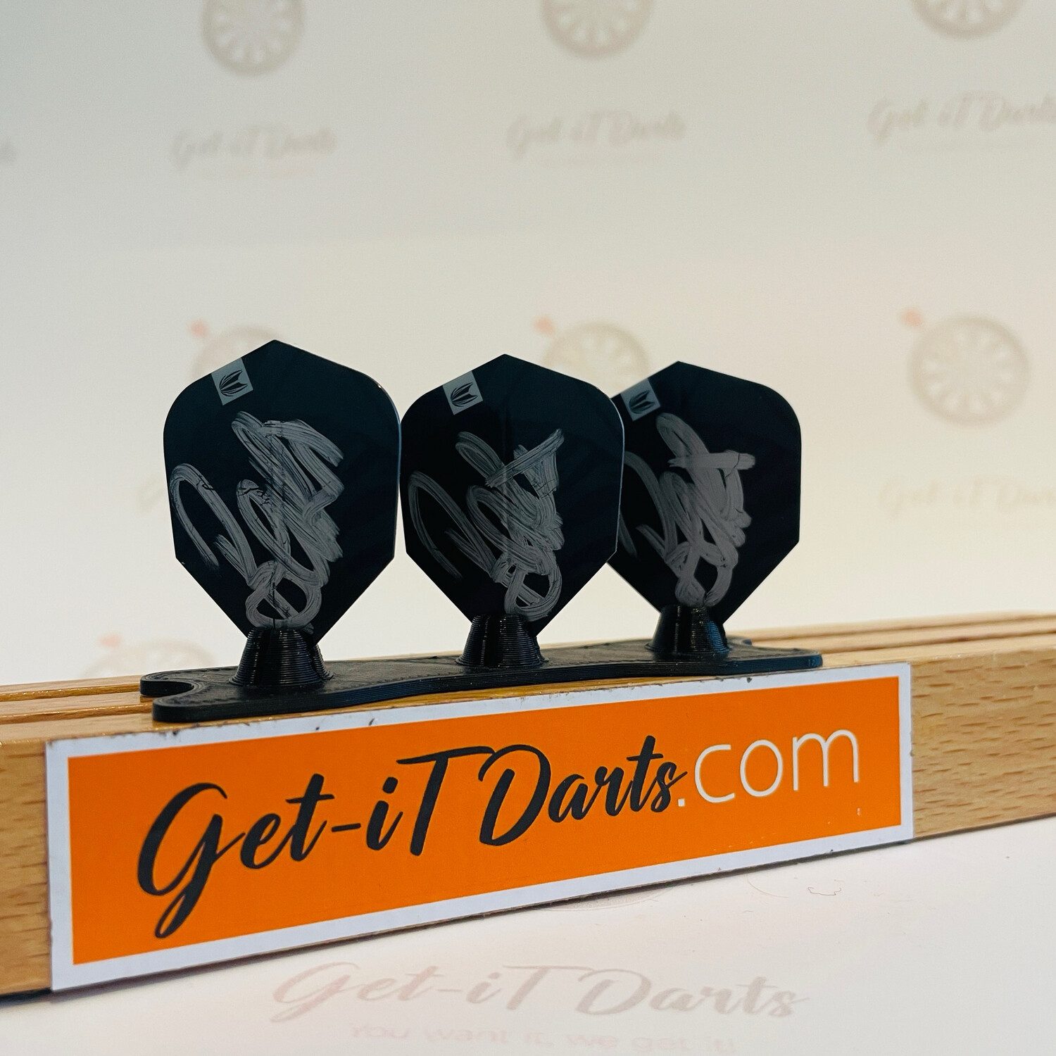 RvB signed flights target ink black TEN-X