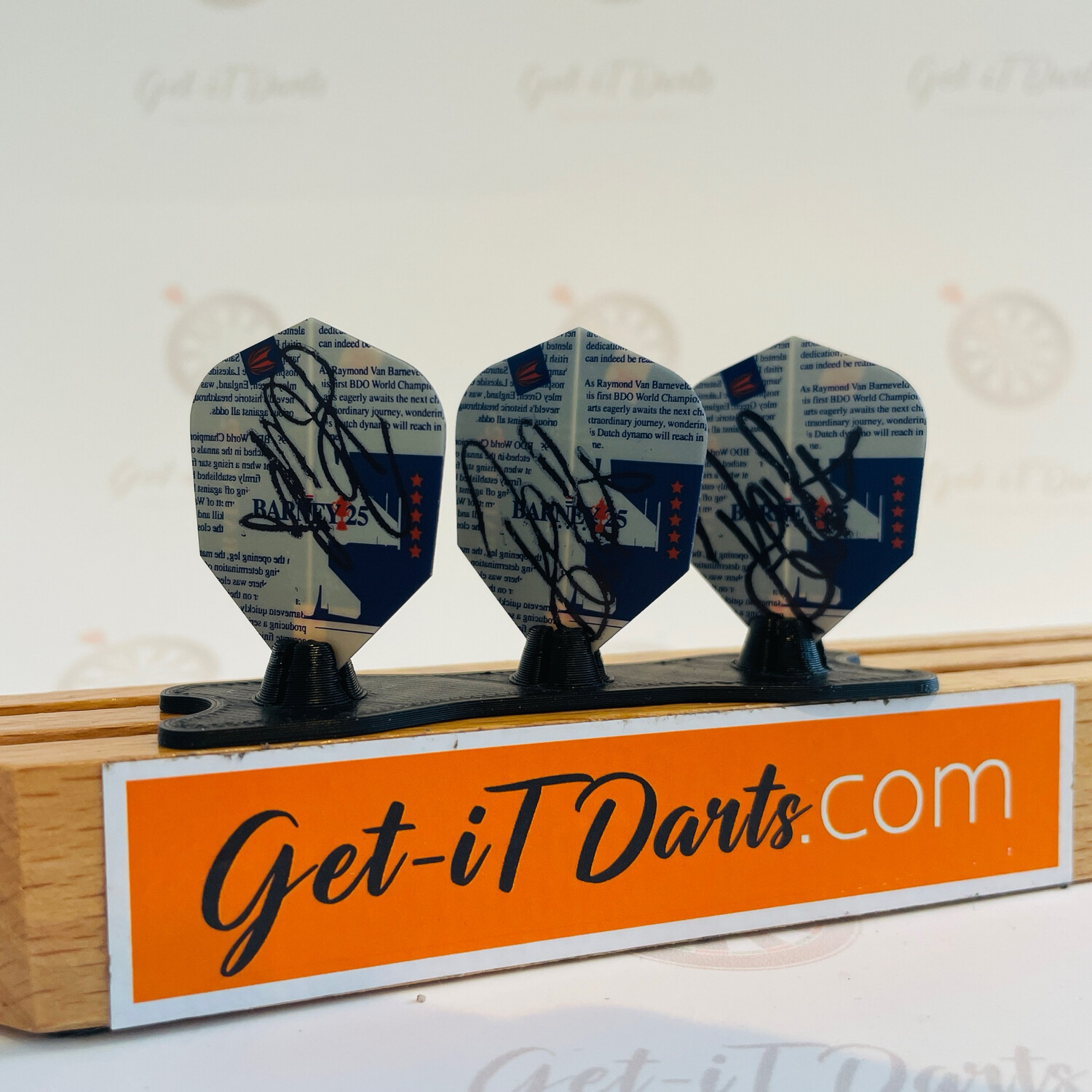 Raymond van Barneveld target signed anniversary Flights 25yrs tenX