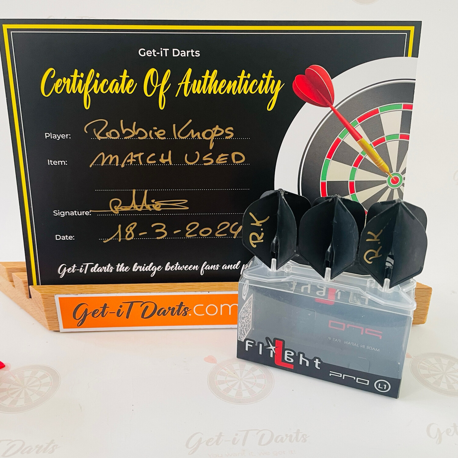 Robbie Knops Match Used Flights
