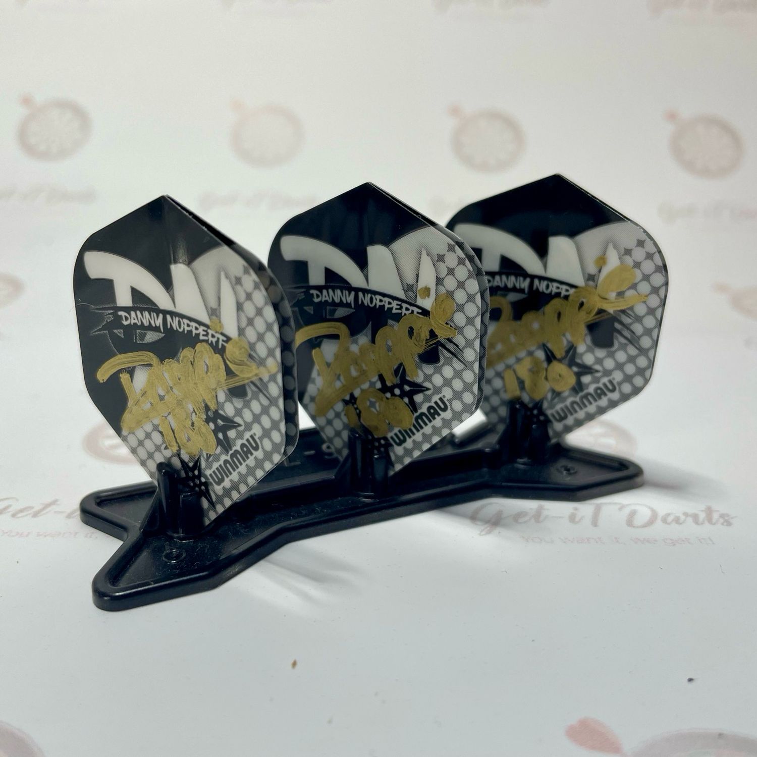 Danny Noppert Signed Flights