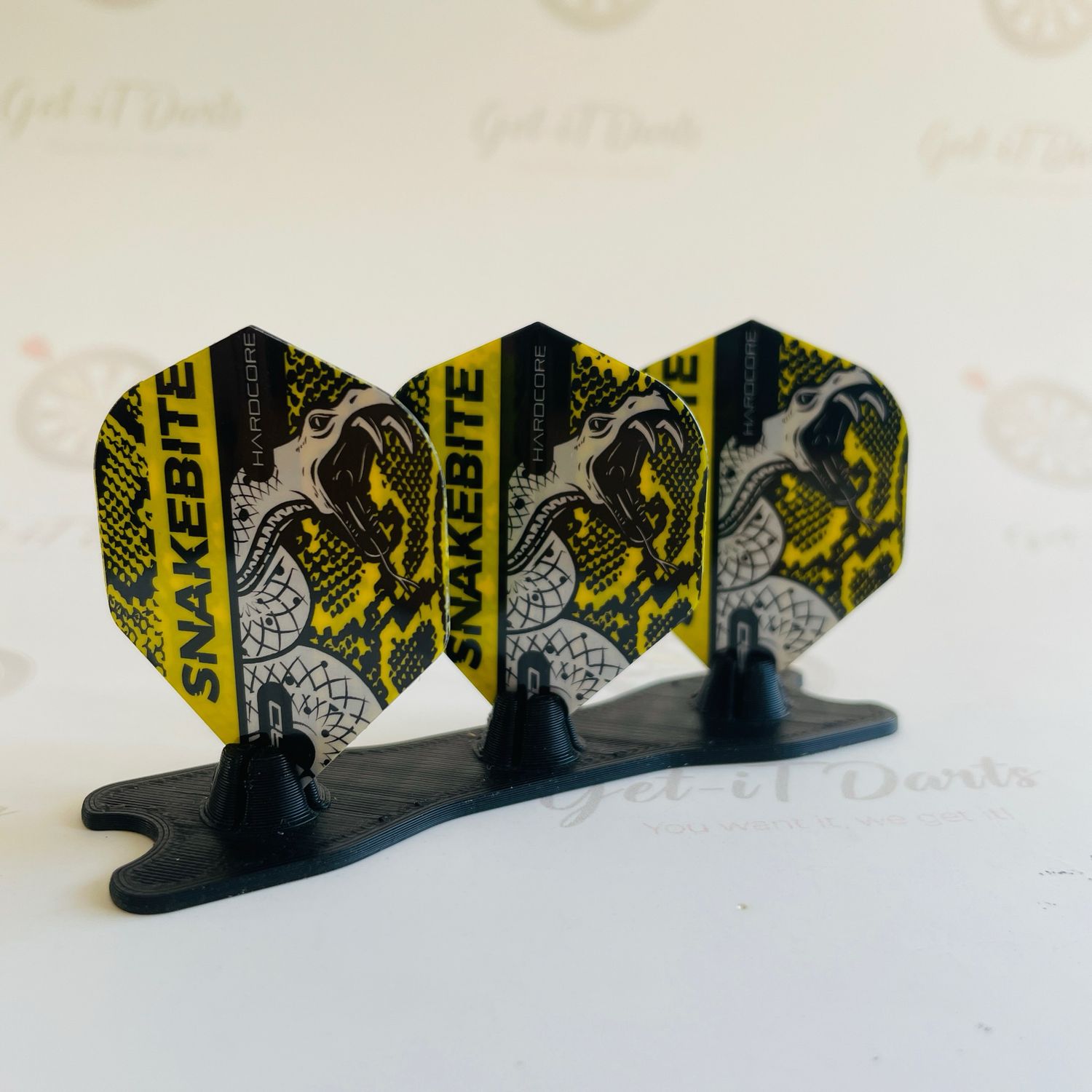 Peter Wright Flights Red Dragon -Yellow