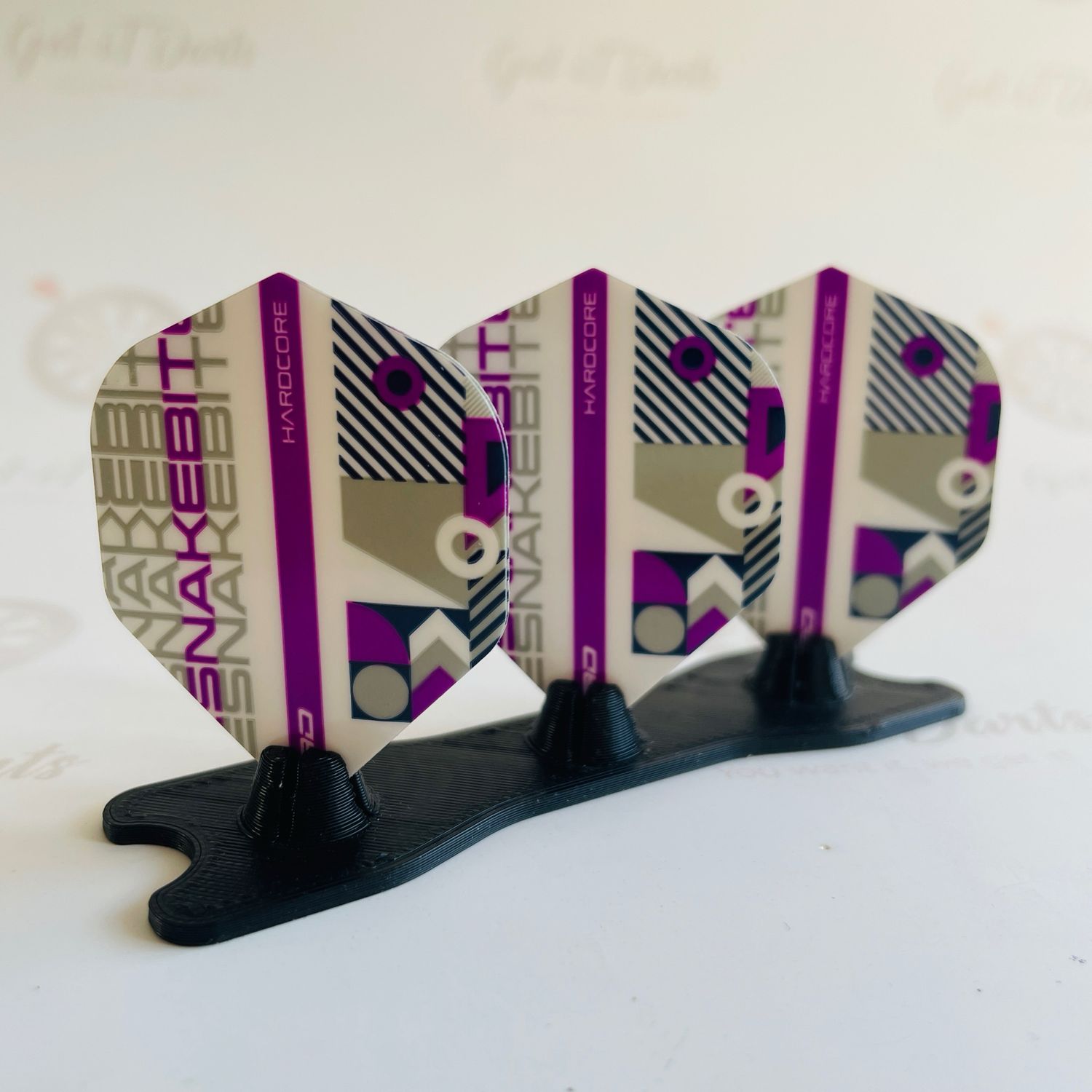 Peter Wright Flights Red Dragon Peurple/White