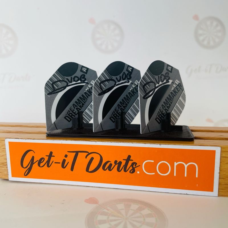 Signed Flights Dimitri van den Bergh NO2
