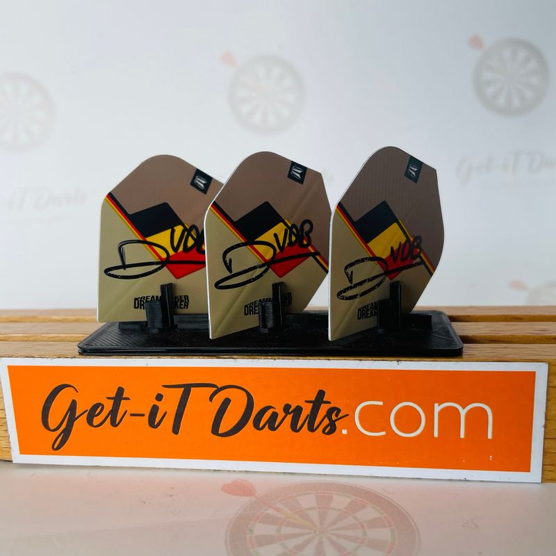 Signed Flights Dimitri van den Bergh Target