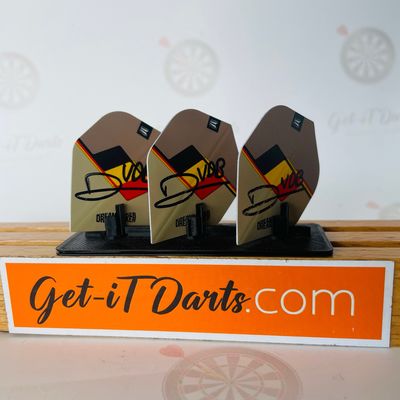Signed Flights Dimitri van den Bergh Target