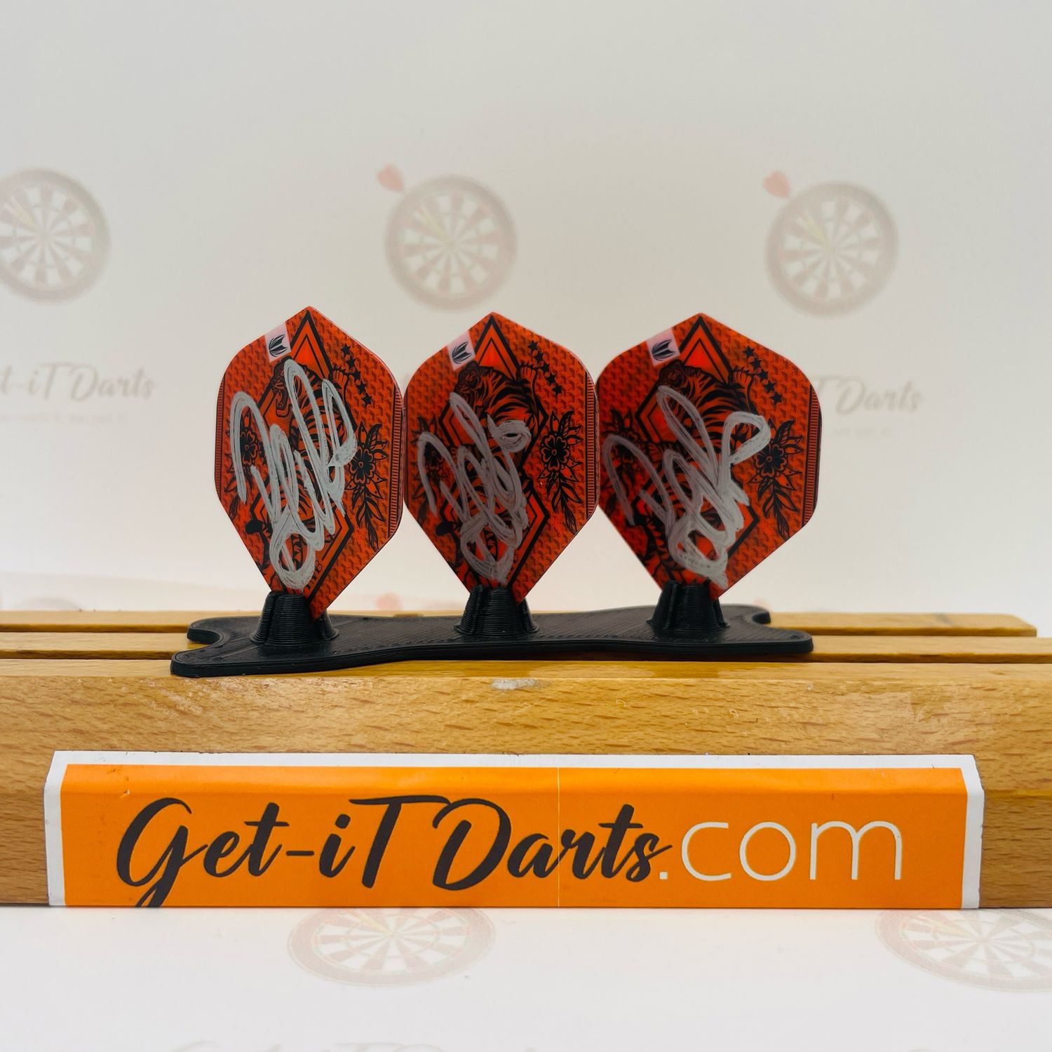 Signed Flights Target RvB INK ORANGE NO2