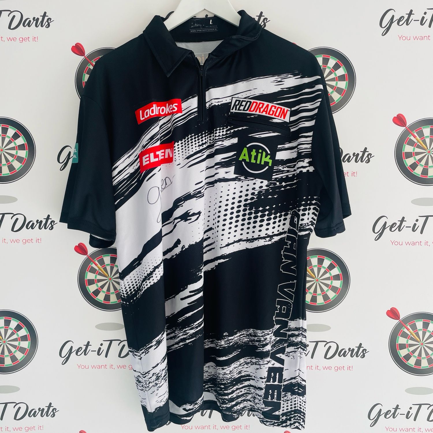 Gian van Veen match Used shirt vs Luke Littler, L8 UK Open ‘25