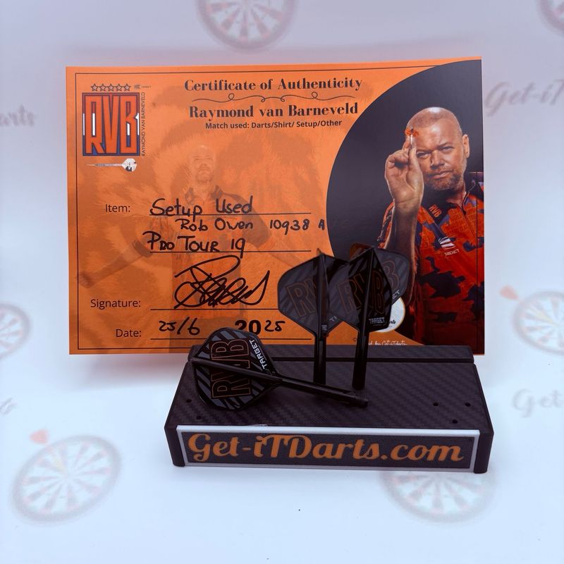 Raymond van Barneveld, match Used setup vs Rob Owen