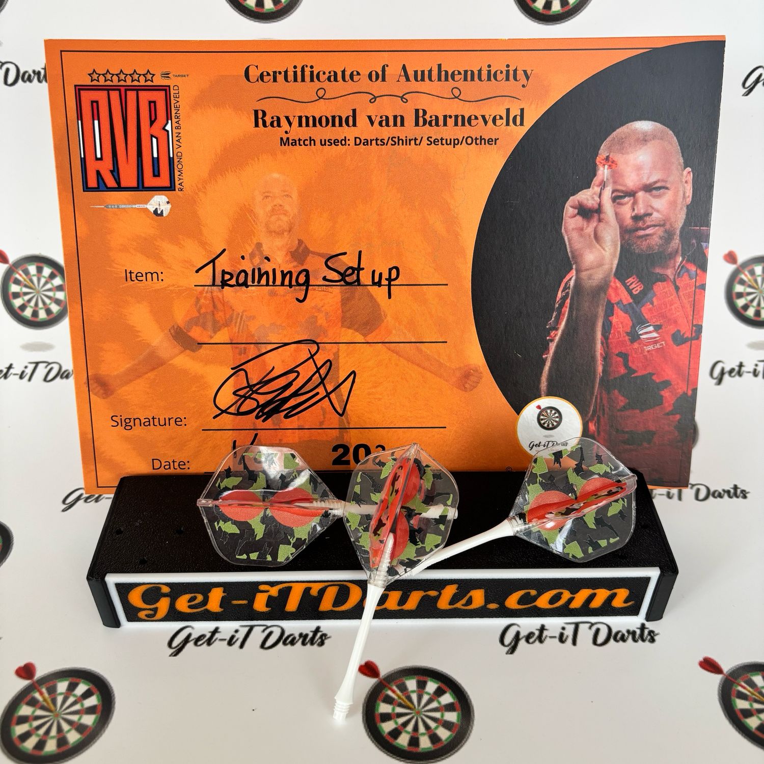 Raymond Van Barneveld training setup
