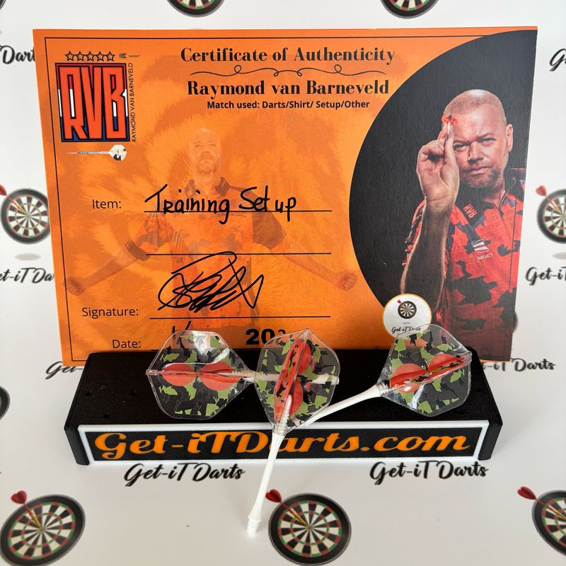 Raymond Van Barneveld training setup