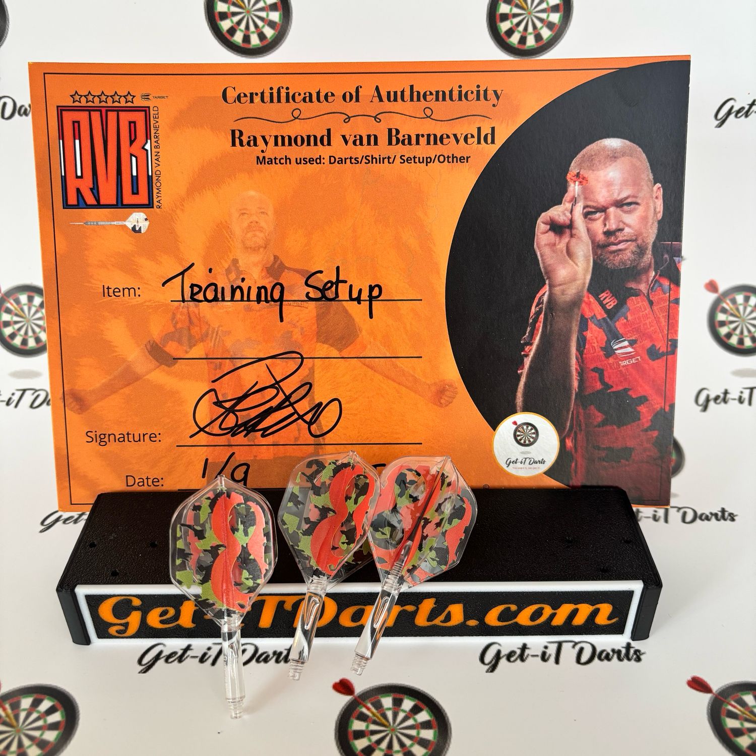 Raymond Van Barneveld training setup
