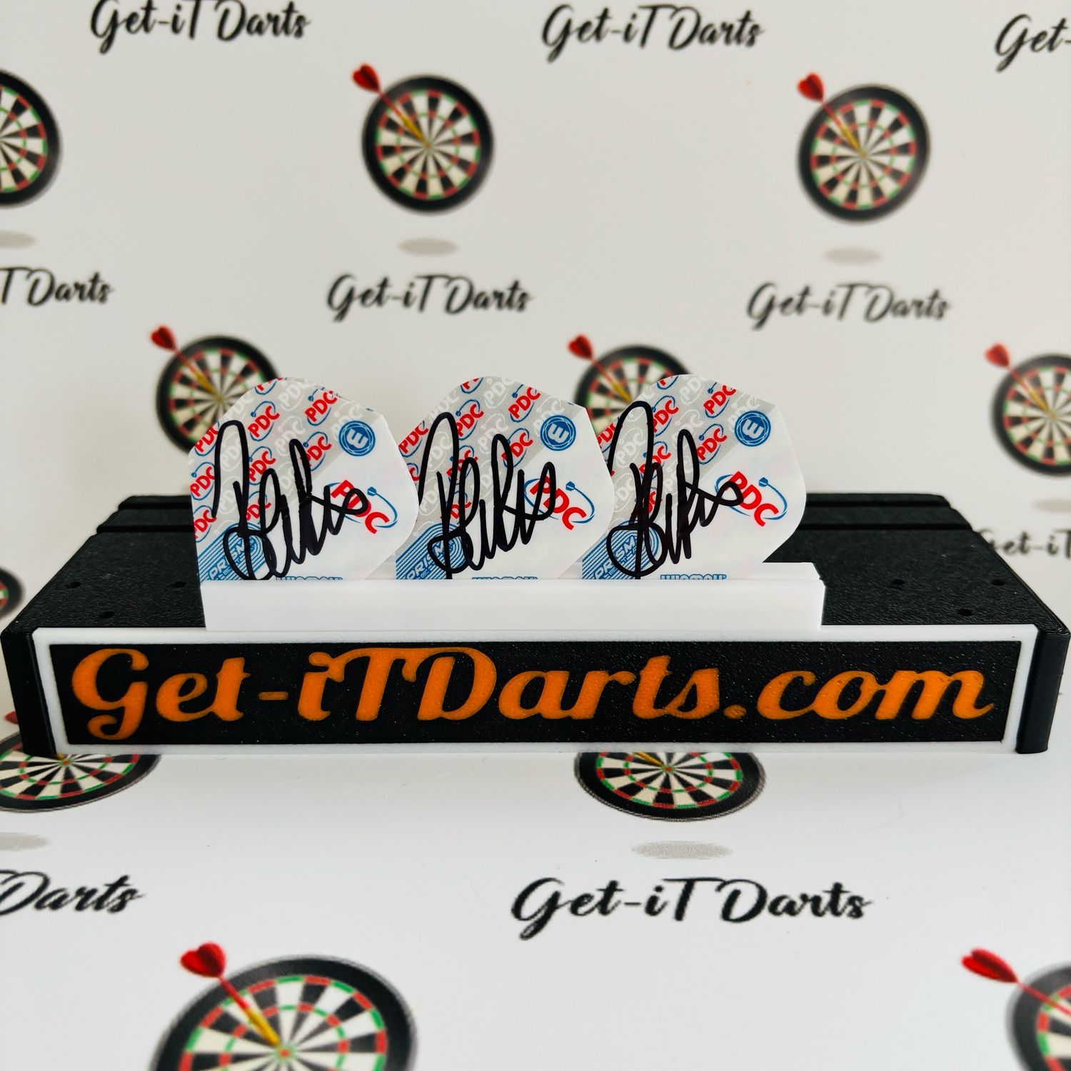 Raymond van Barneveld signed flights PDC Raymond van Barneveld signed flights PDC