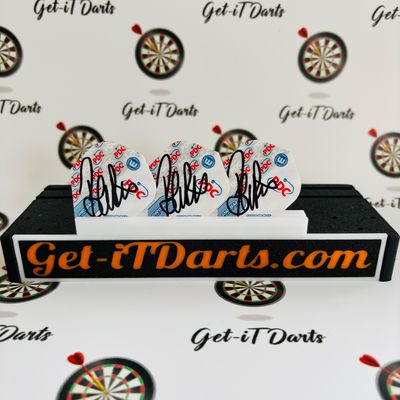 Raymond van Barneveld signed flights PDC