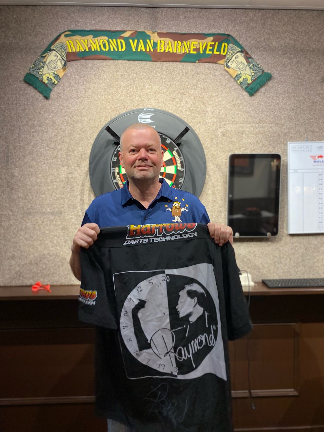 Player Shirt Of Raymond Van Barneveld