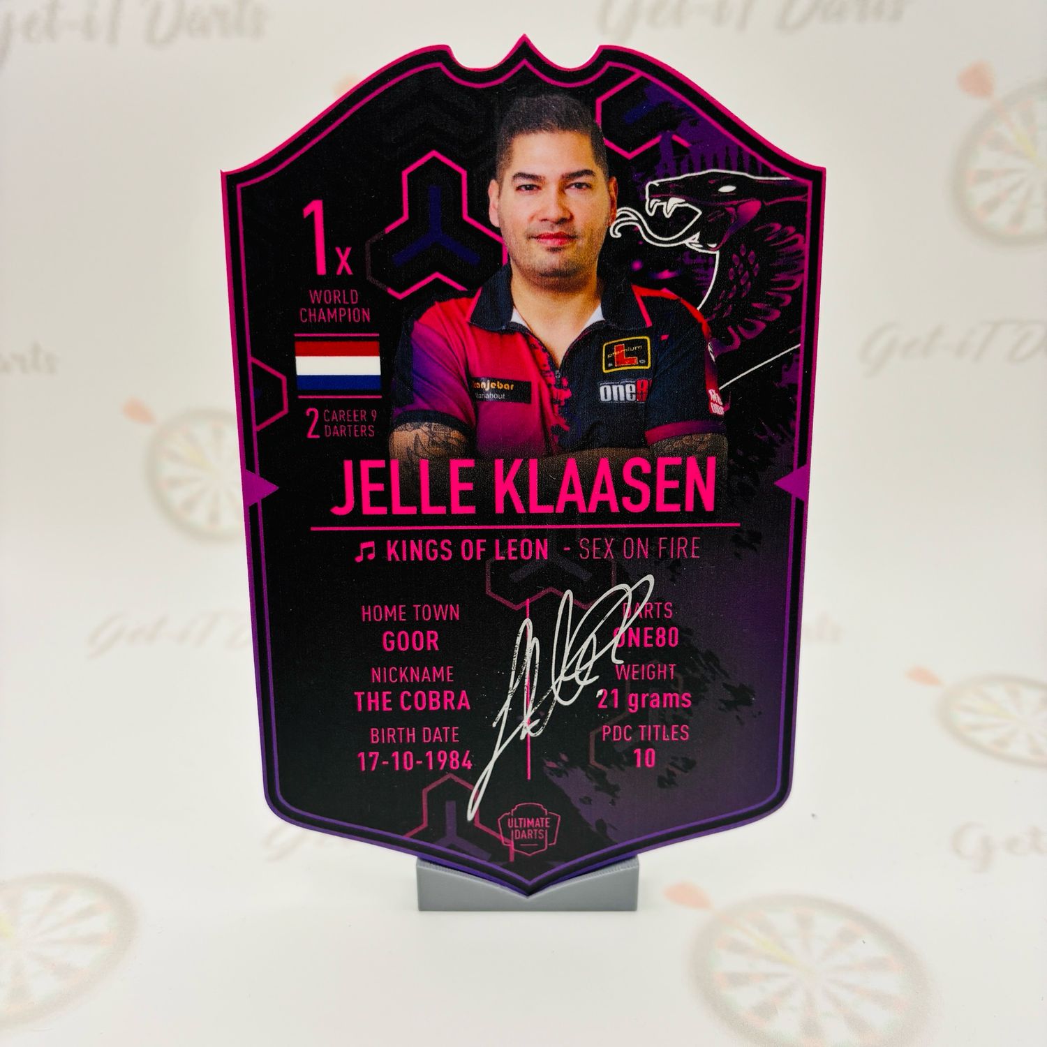 Ultimate Dart Card stand grey 