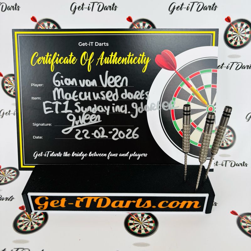 Gian van Veen, match used Darts, ET1, Sunday incl: 9Darter vs Littler!