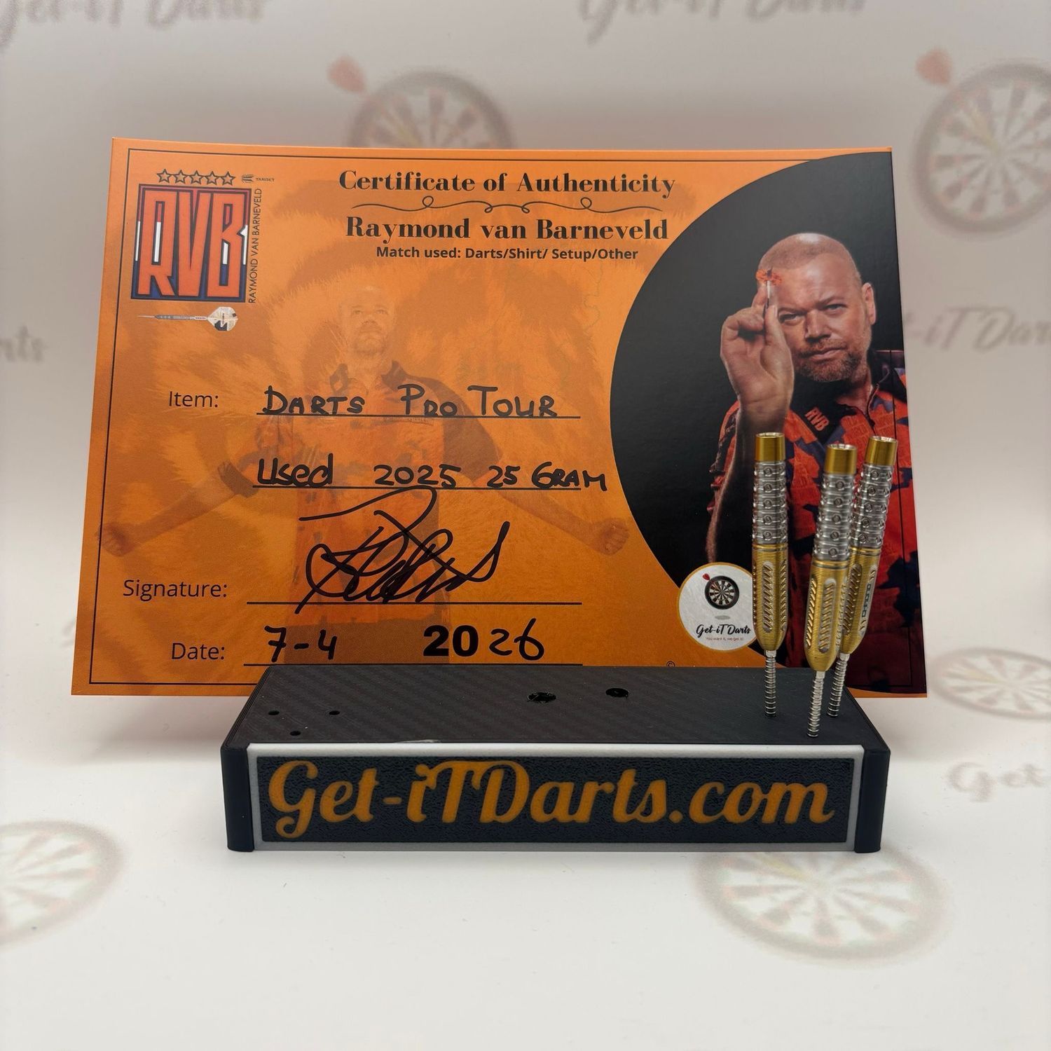 Raymond Van Barneveld,match used darts