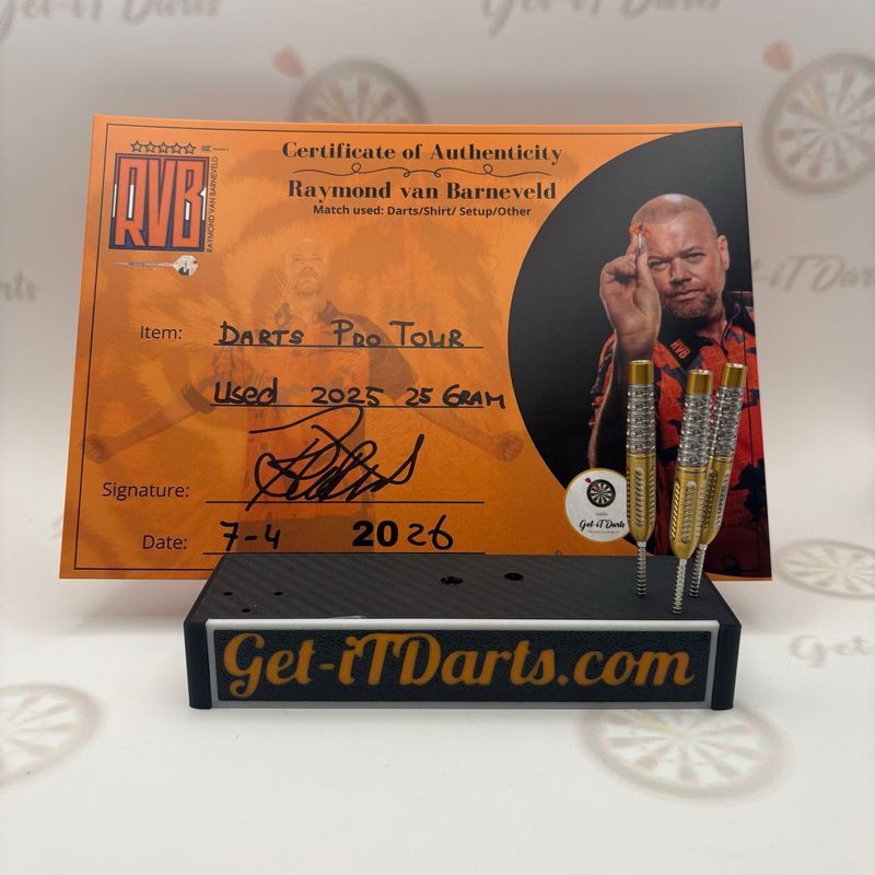 Raymond Van Barneveld,match used darts