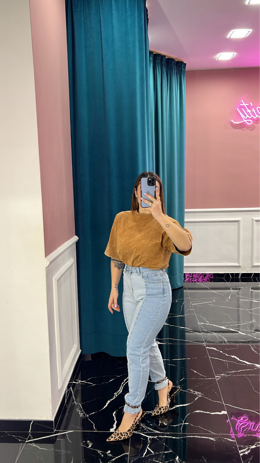 Denim chiaro scuro