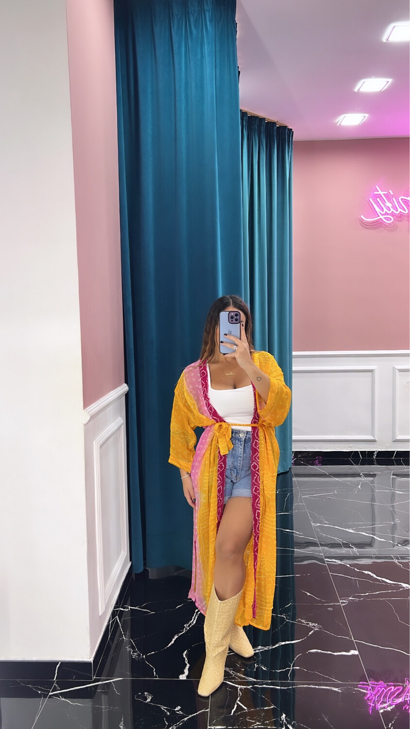 Kimono Carnisero