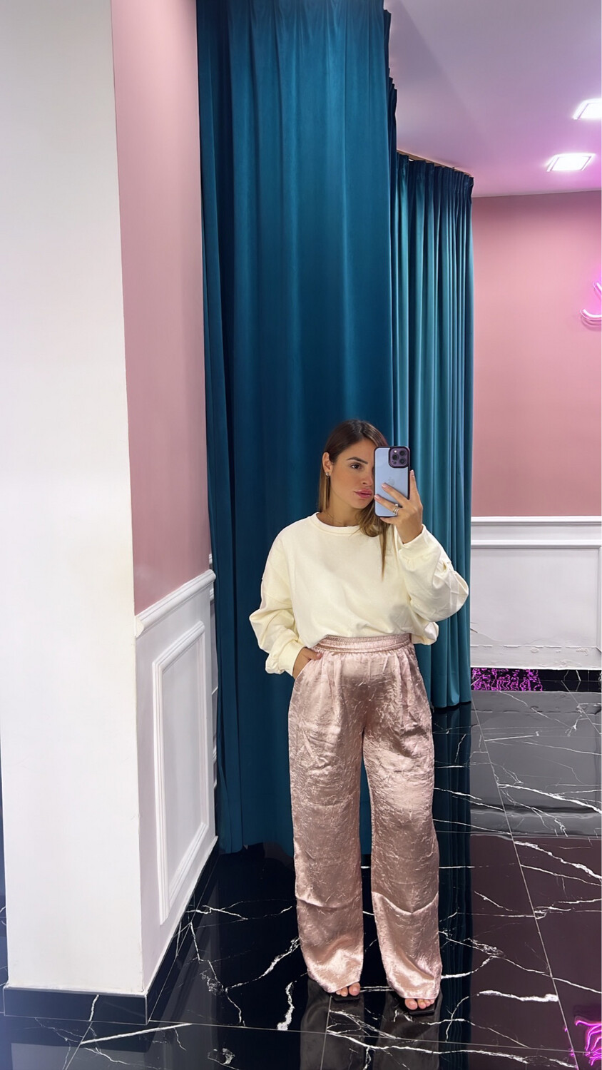 Pantalone effetto seta