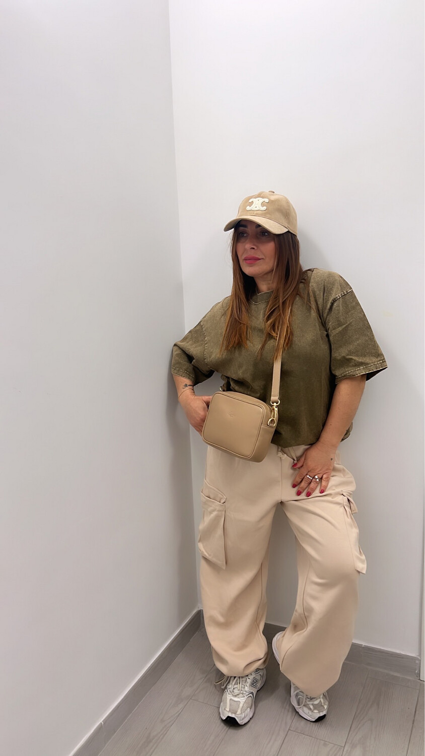 Cargo tuta beige