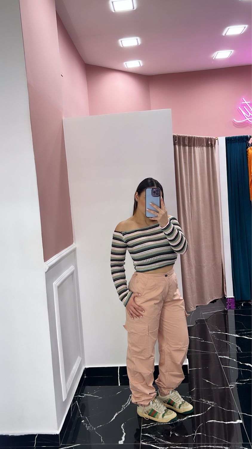 Cargo Pink